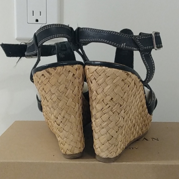 Steve Madden Navy Blue Ankle Strap Platform Wedge - Picture 9 of 15